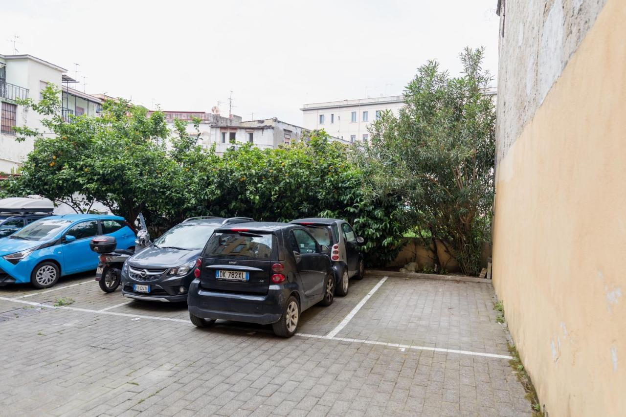 Exclusive Parking Flat X 4 Near Metro 1 Salvator Rosa Appartamento Napoli Esterno foto