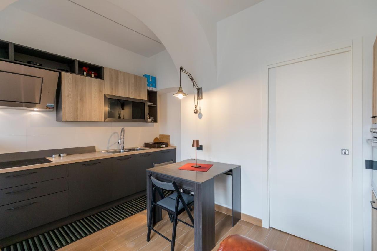 Exclusive Parking Flat X 4 Near Metro 1 Salvator Rosa Appartamento Napoli Esterno foto