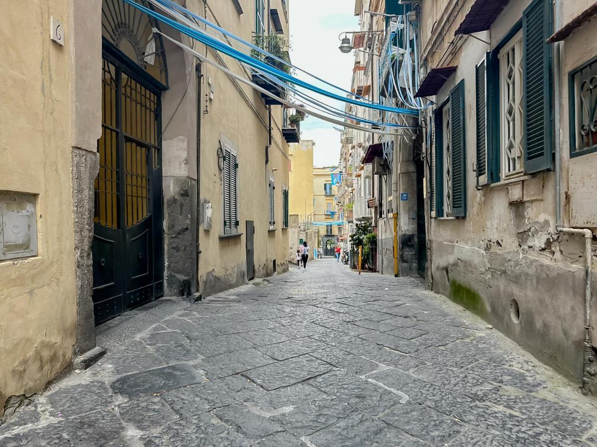 Exclusive Parking Flat X 4 Near Metro 1 Salvator Rosa Appartamento Napoli Esterno foto