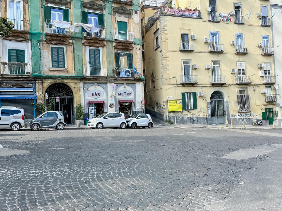 Exclusive Parking Flat X 4 Near Metro 1 Salvator Rosa Appartamento Napoli Esterno foto