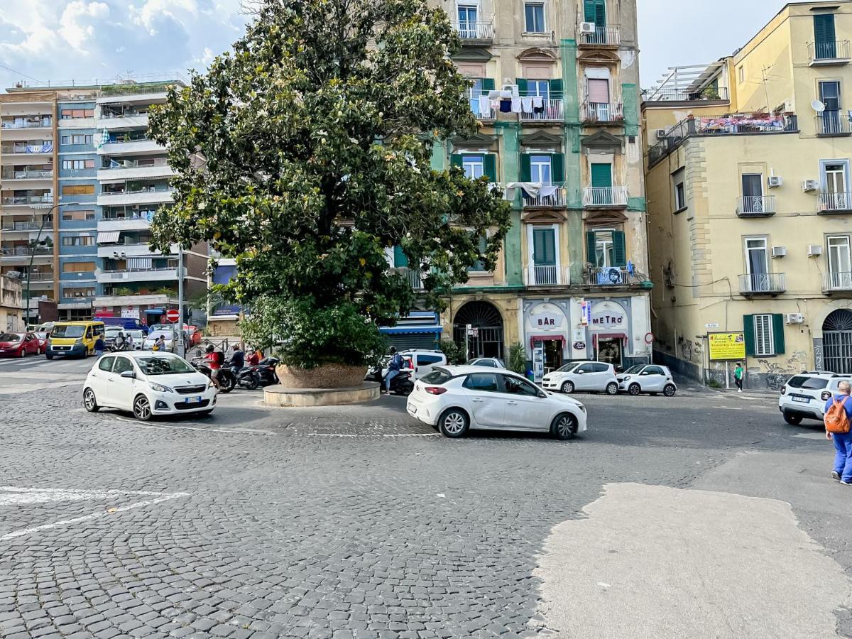 Exclusive Parking Flat X 4 Near Metro 1 Salvator Rosa Appartamento Napoli Esterno foto
