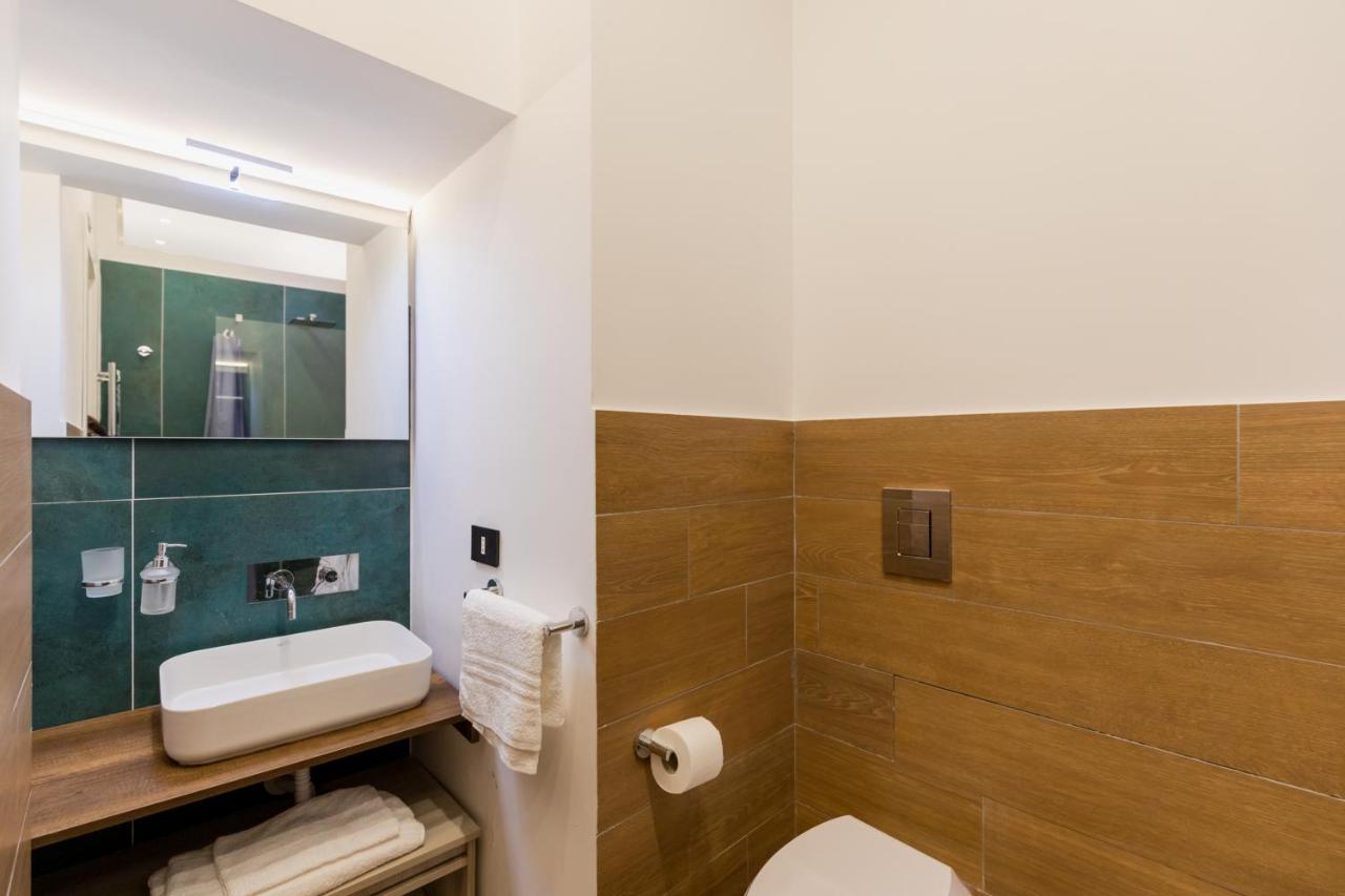 Exclusive Parking Flat X 4 Near Metro 1 Salvator Rosa Appartamento Napoli Esterno foto