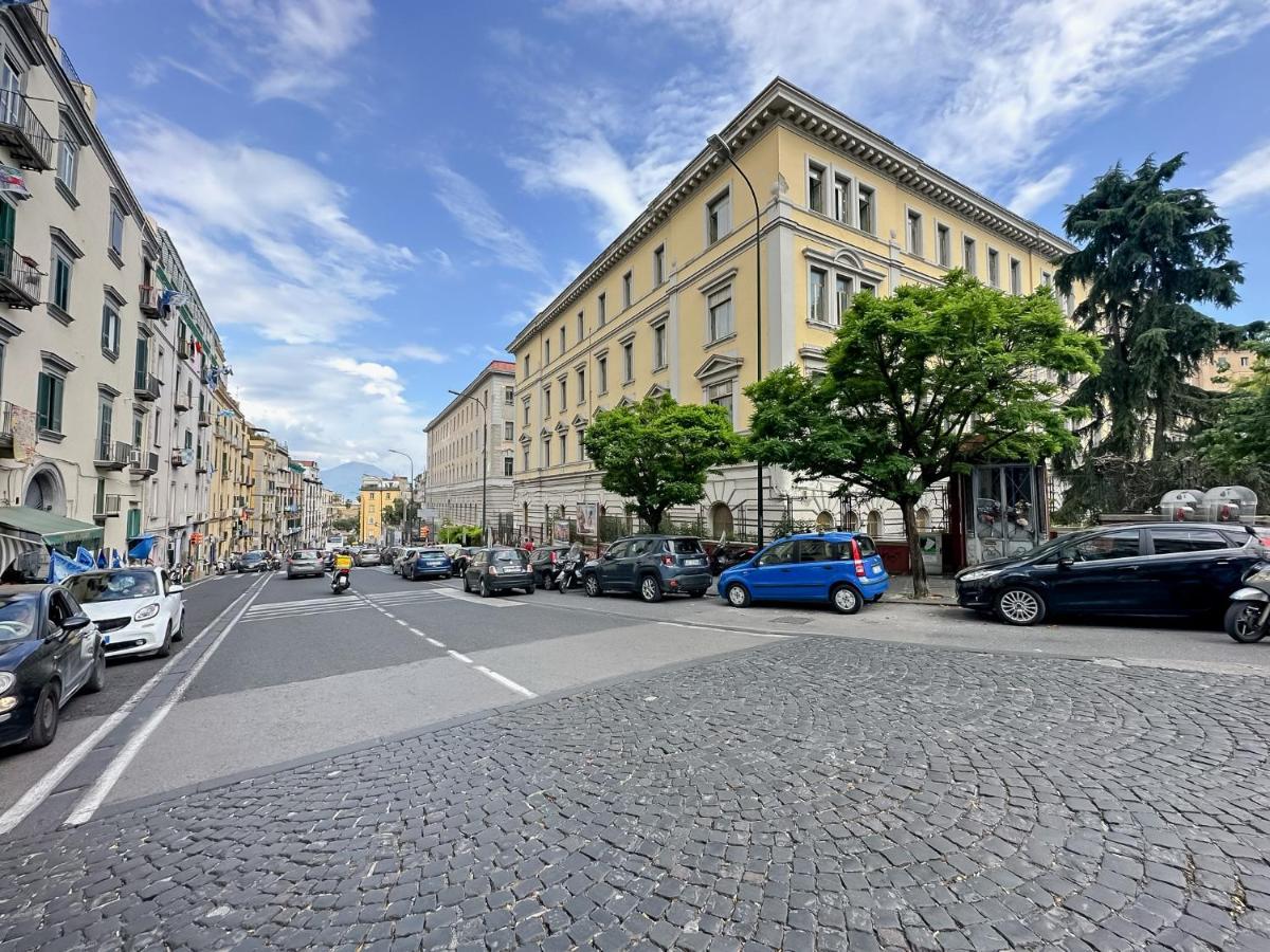 Exclusive Parking Flat X 4 Near Metro 1 Salvator Rosa Appartamento Napoli Esterno foto